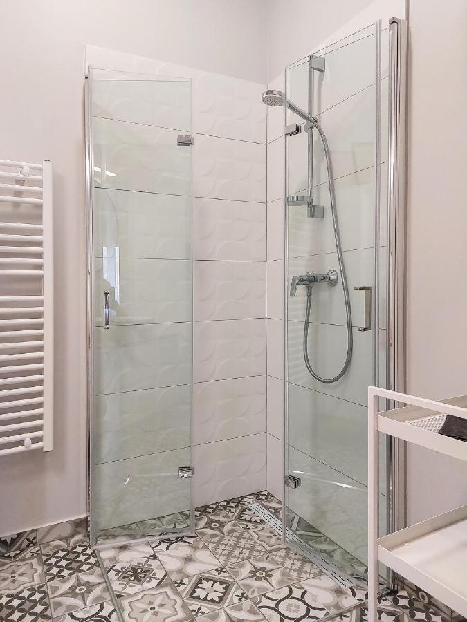 Linden Apartman 106 - Adults Only Mosonmagyaróvár エクステリア 写真